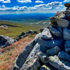 Die Aussicht auf dem Lieblingsgipfel Lillfjället genießen